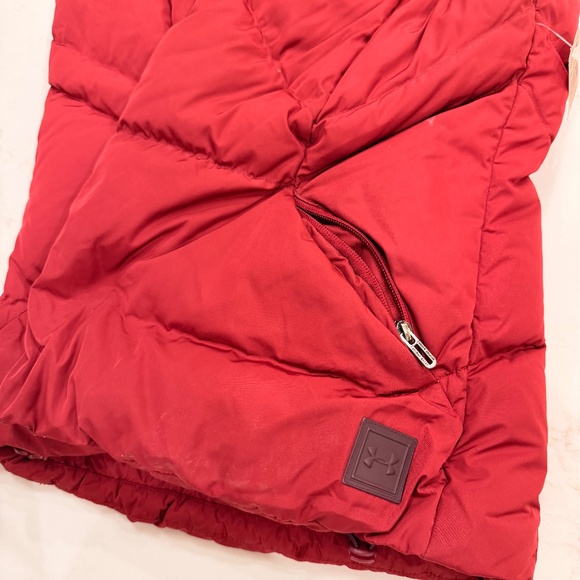 Under Armour Women’s Puffer Vest – Red – Size Small - Picture 2 of 5